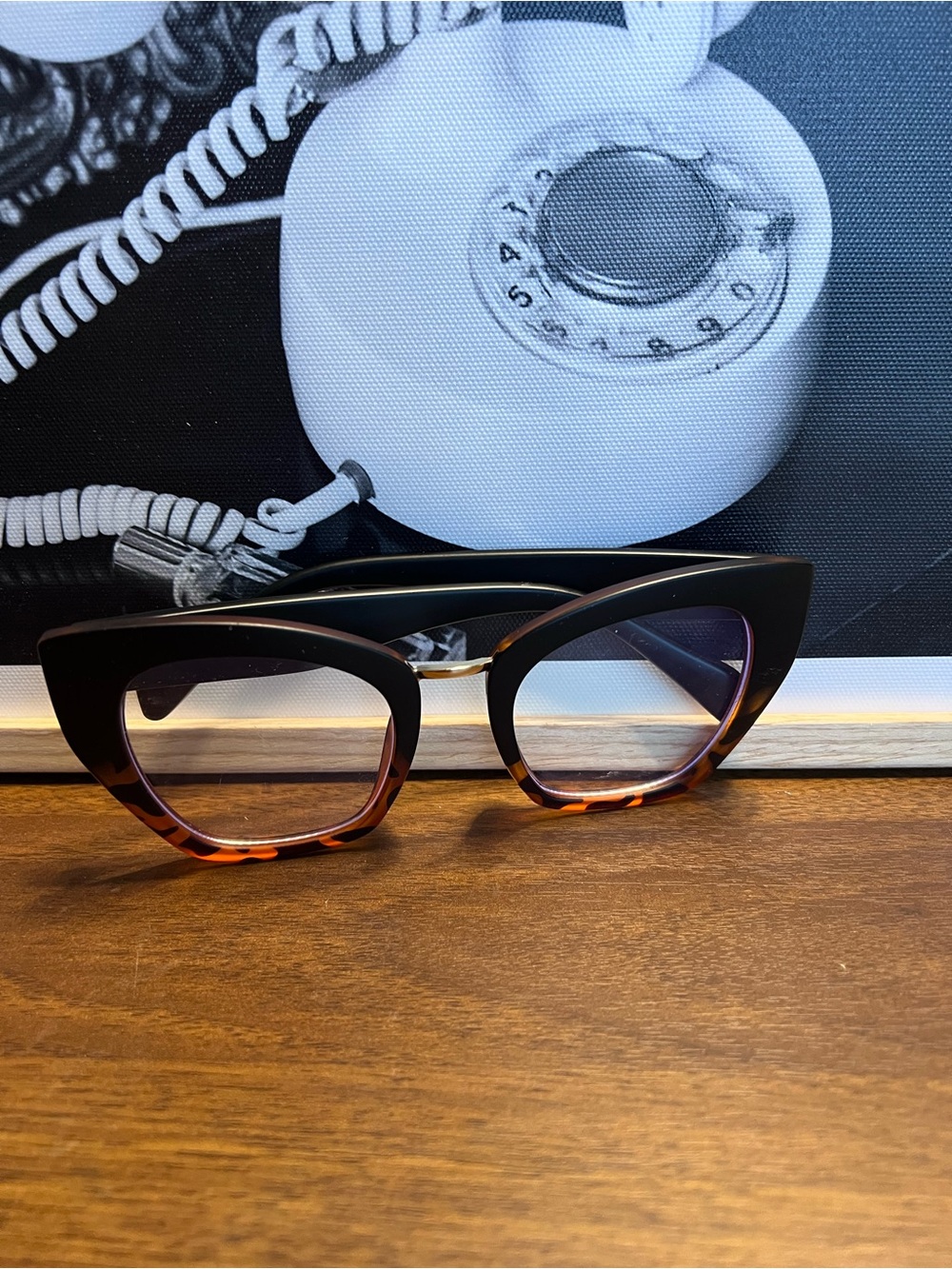 Women's Two-Tone Cat-Eye Glasses — Black & cheetah